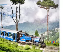 Mountains of Darjeeling & Gangtok 5 Nights