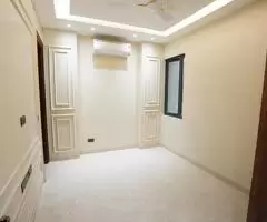 Builder Floor In Sector 57, Gurgaon - Image 3